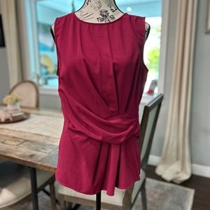 Ann Taylor Sleeveless Draped Shell Top in Burgundy